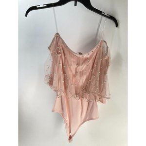 A3 DESIGN Sz M Women's PINK LACE AND PEARL Off the Shoulder BODY SUIT